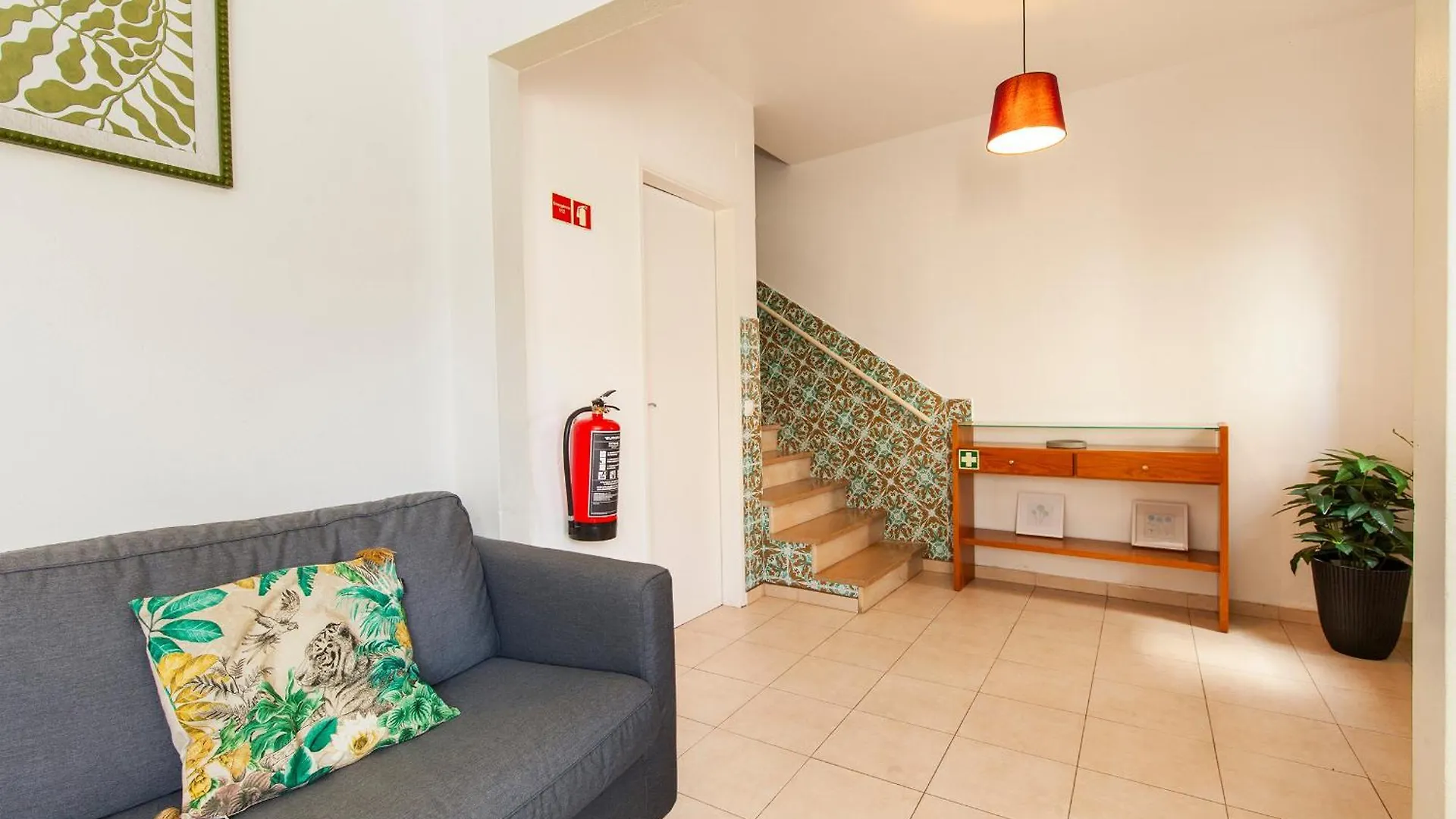 Apartment C21 - Camachinhos Downtown Lagos