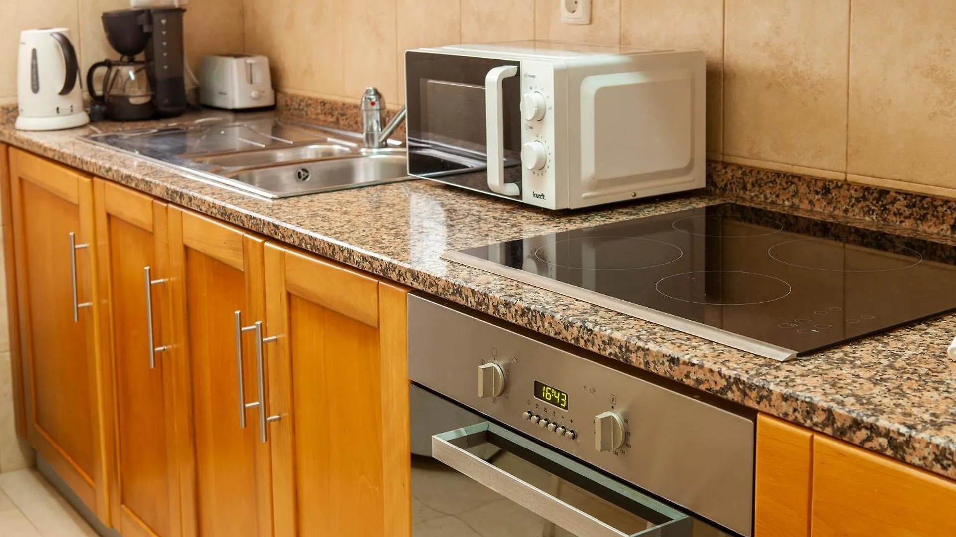 C21 - Camachinhos Downtown Lagos Apartment