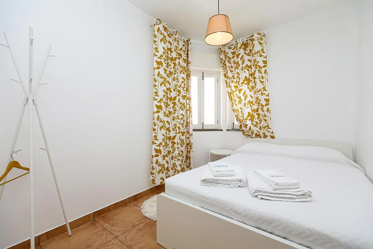 C21 - Camachinhos Downtown Lagos Apartment